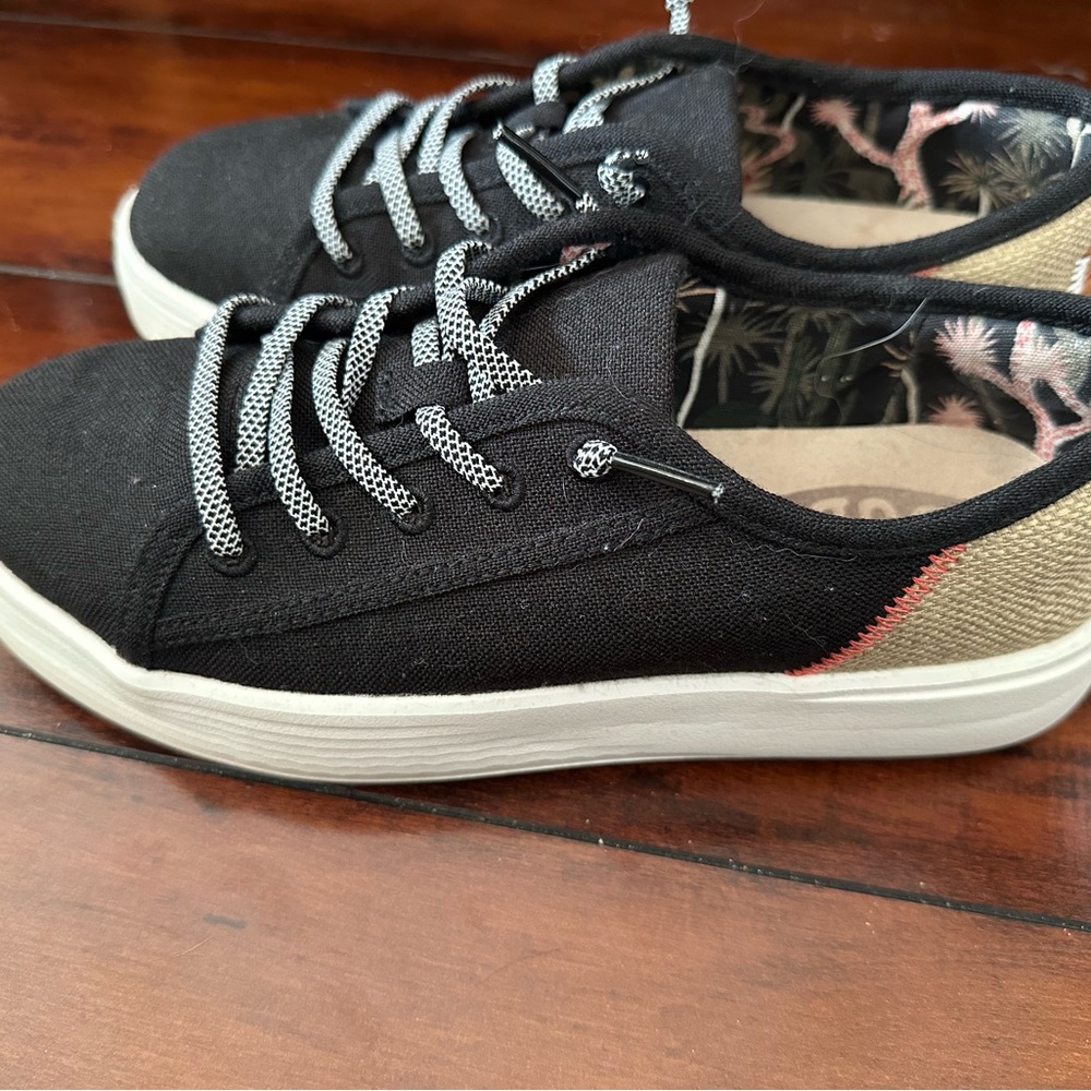 Hey Dude - Cody- Black and Tan Casual Sneakers - Worn once
